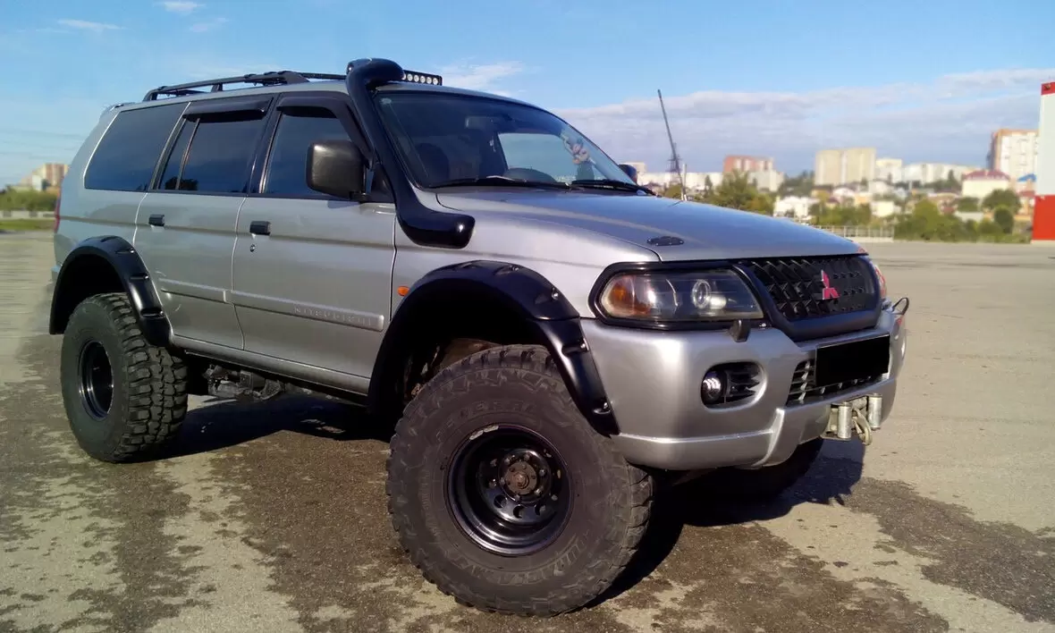 расширители колесных арок mitsubishi pajero sport (europe) 1997-2008 rasshiriteli-kolesnykh-arok-mitsubishi-pajero-sport-europe-1997-2008