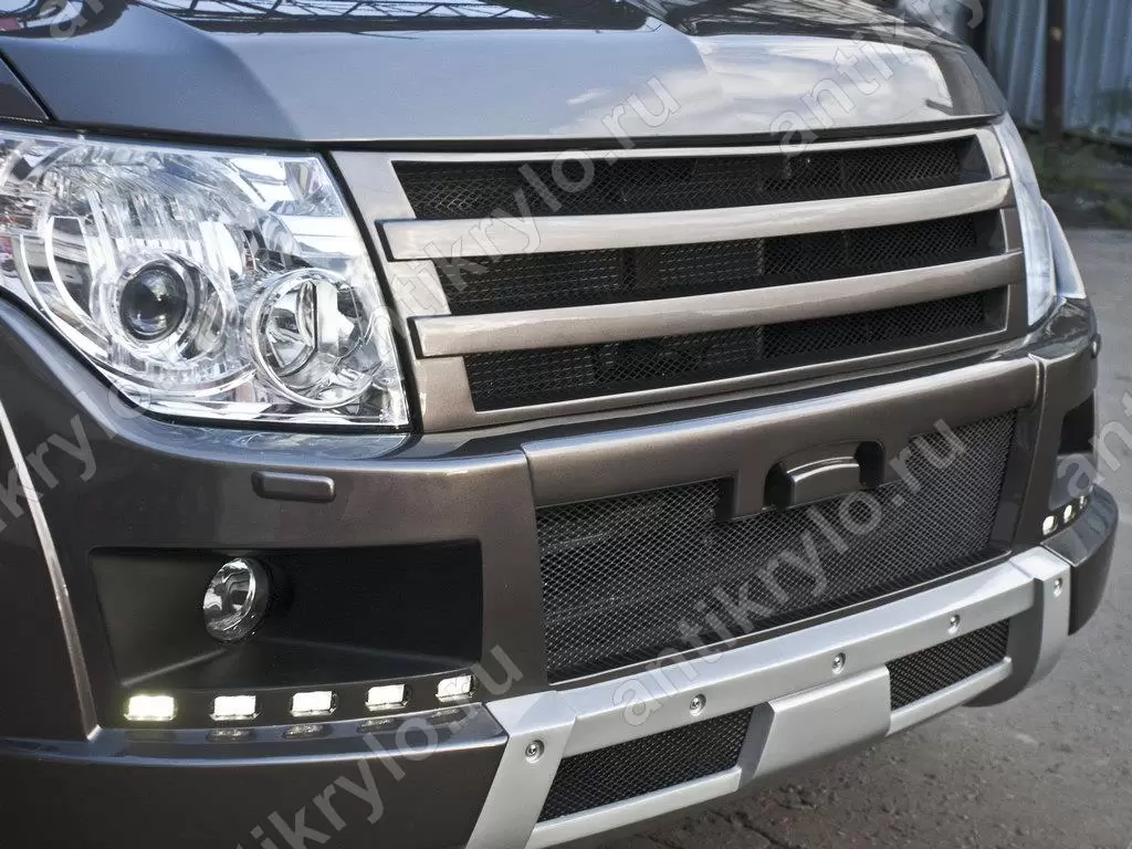 Решетка Радиатора var №1 Mitsubishi Pajero IV 4 (2006-2015) (Митсубиси паджеро  4) купить с доставкой по России