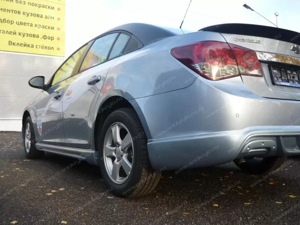 НАКЛАДКИ НА ПОРОГИ CHEVROLET CRUZE Extrime (Шевроле Круз) купить с  доставкой по России