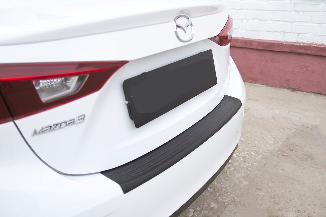 накладка на задний бампер mazda 3 седан 2013-2016 (iii дорестайлинг) nakladka-na-zadniy-bamper-mazda-3-sedan-2013-2016-iii-dorestayling