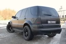 накладка на пятую дверь brabus для mercedes benz ml-class w163 nakladka-na-pyatuyu-dver-brabus-dlya-mercedes-benz-ml-class-w163-482