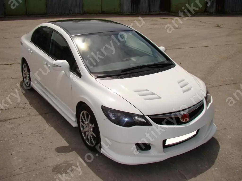 Капоты для HONDA CIVIC + комплектующие в Москве