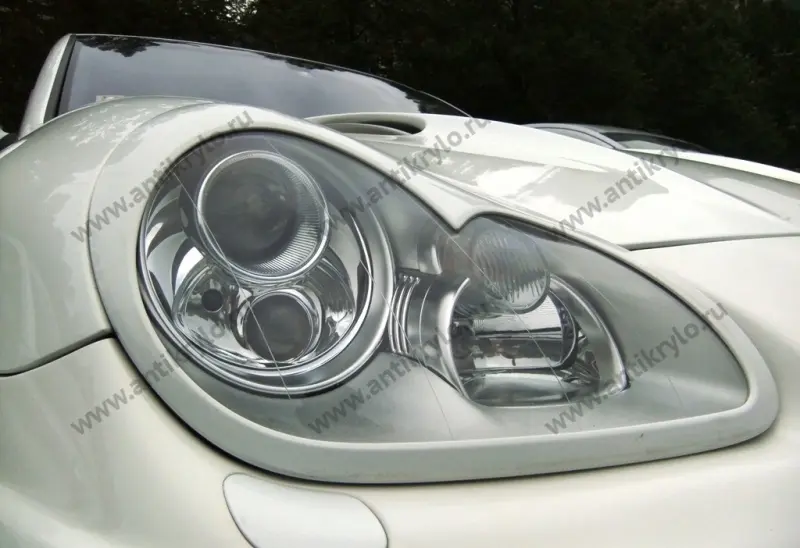 Накладки на фары, фонари и поворотники для Porsche