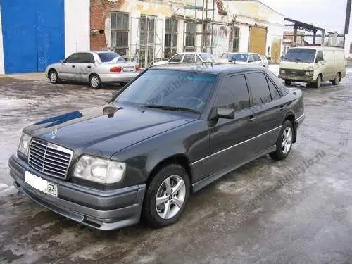 Тюнинг, на который не жалко денег: восстановление Mercedes W124 до состояния нового E500